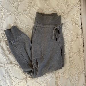 Lululemon joggers